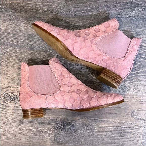 ANTHROPOLOGIE Pink Suede Floral Embossed Chelsea Boots Size 8.5 - Picture 12 of 13